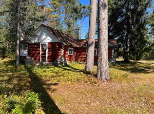 N9341 Parkway Rd, Crivitz, WI 54114