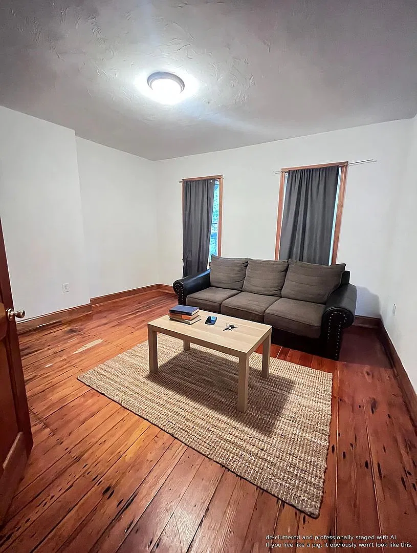 No Fee Xl Apt Perfect For Neu Students! Laundry In Unit! Sunny And Spacious Rooms, Modern Kitchen — Photo 4