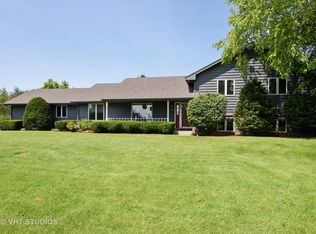 12214 Baker Ter, Woodstock, IL 60098