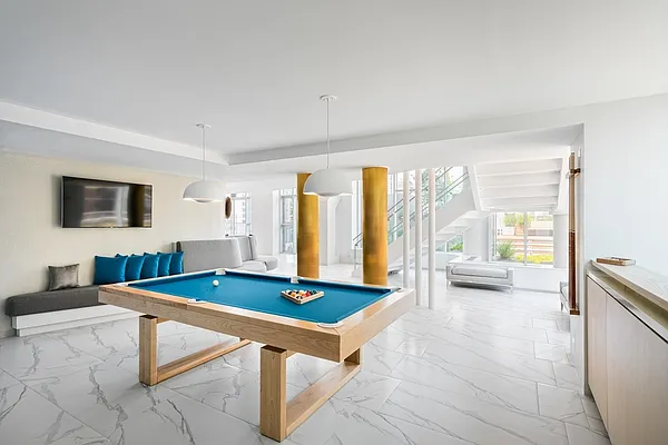 Rented by The Dermot Realty Management Company | media 40