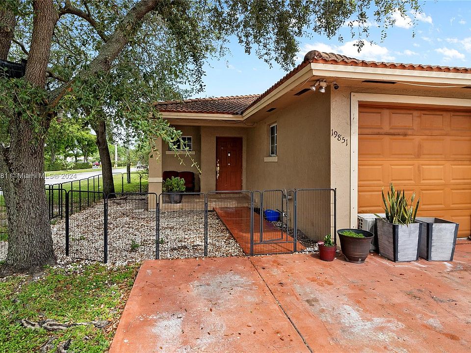 1st image of 19851 Cypress Ct E