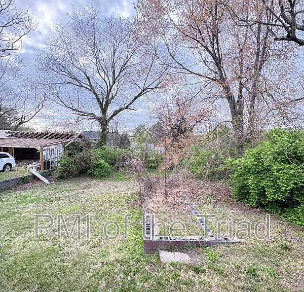 1110 Adams St — Photo 24