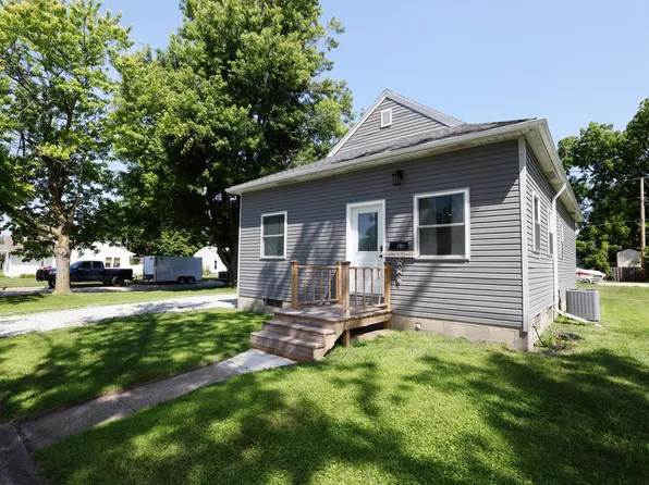 303 17th St, Boone, IA 50036