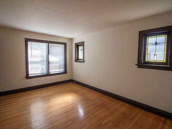 4th image of 3833-35 Dunnica Ave #3835-A