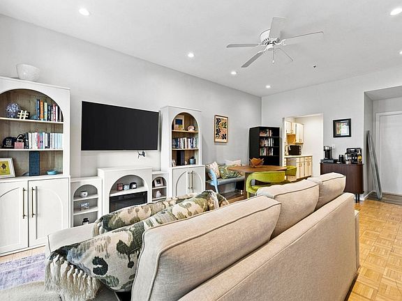 3rd image of 300 Commercial St APT 512