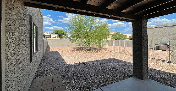 17116 E Salida Dr Unit B — Photo 2