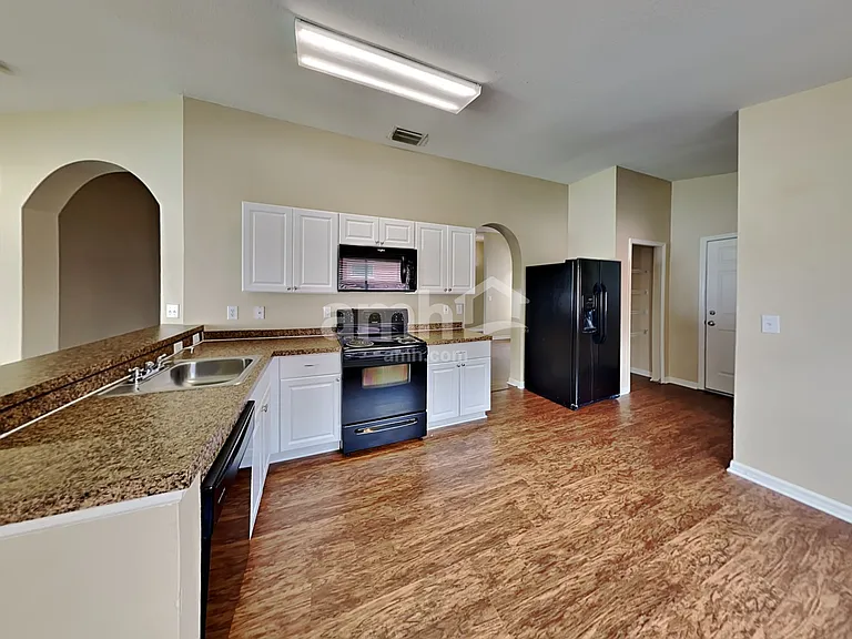 27826 Breakers Dr — Photo 5
