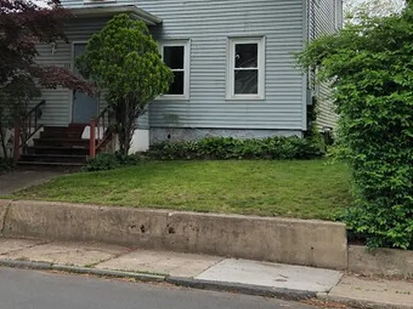 304 Hillside Ave, Naugatuck, CT 06770