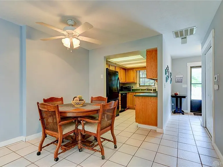 3142 Kerry Dr — Photo 5