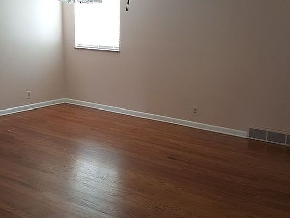 5th image of 6216 Minnesota Ave