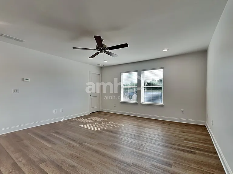 1634 Soapstone Rd — Photo 12