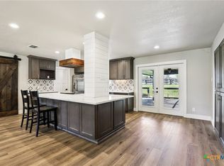 786 Renee St, Seguin, TX 78155