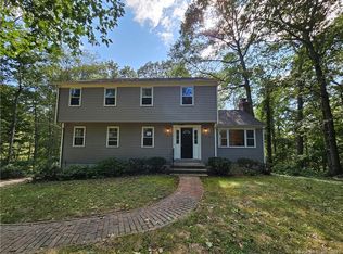 27 Timber Ridge Rd, Madison, CT 06443