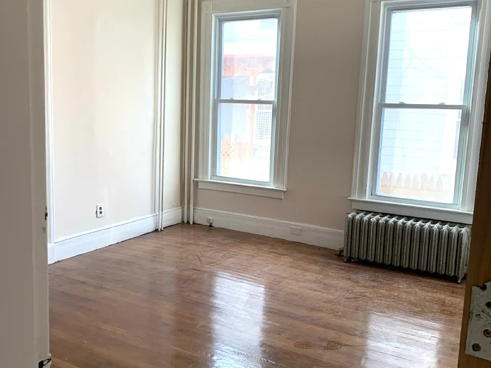 256 Edgewood Ave #1