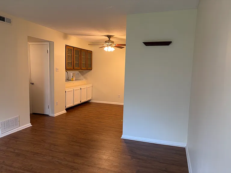 183 Oberlin Ter #183 — Photo 4