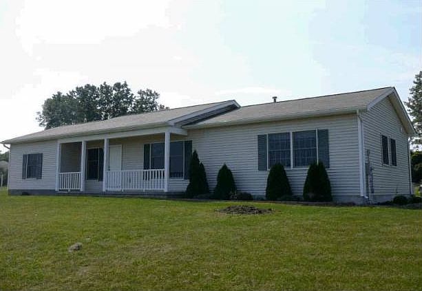 2-3 Bedroom Ranch on 2.5