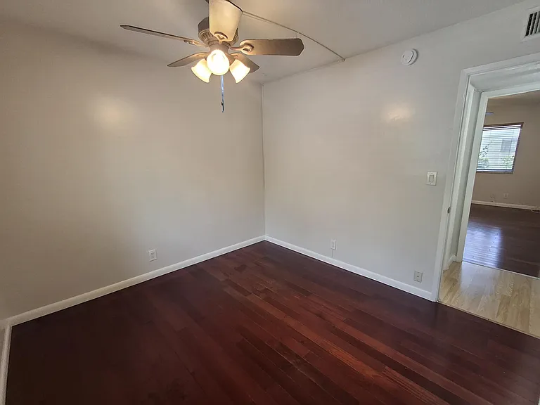 512 Gardens Dr #103 — Photo 10