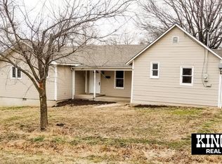 7141 SE Finch Ln, Baxter Springs, KS 66713