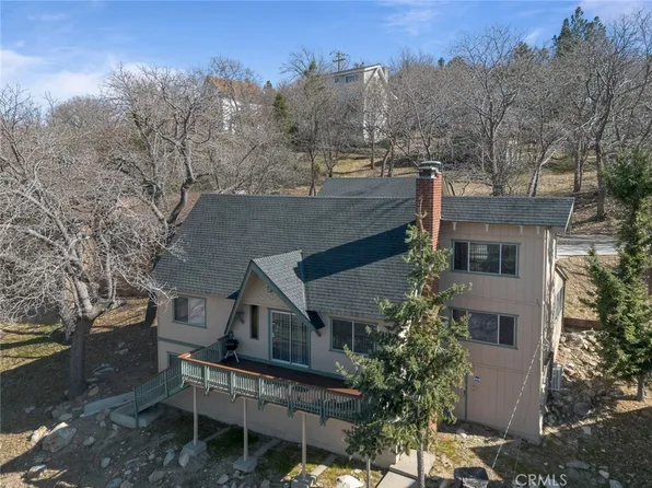 1405 Sequoia Dr, Lake Arrowhead, CA 92352