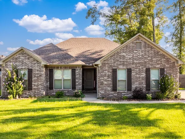 1410 Bill Lucy Dr, Conway, AR 72032