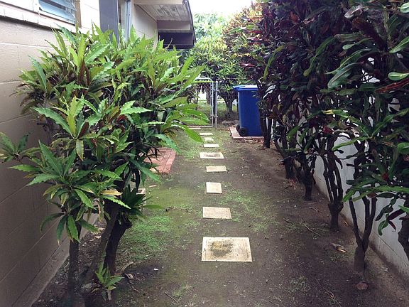 4th image of 877 Maniniholo St