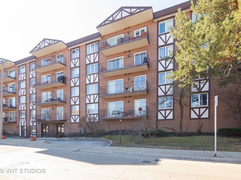 1st image of 5935 Lincoln Ave Unit 204