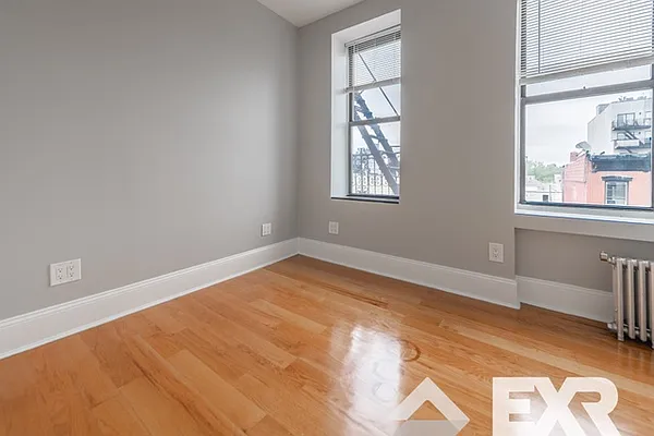 Rented by EXR | media 11