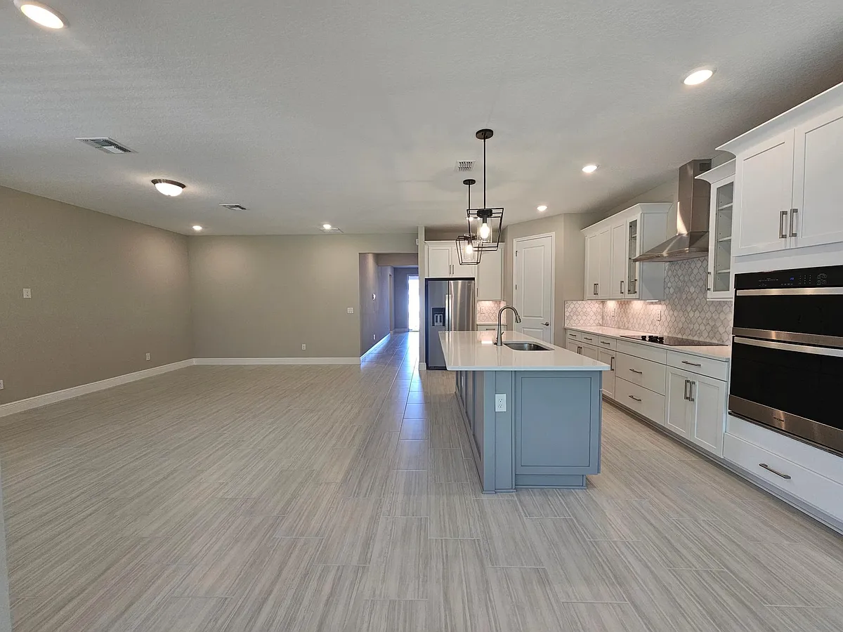 Building Photo - 340 Birkdale Dr