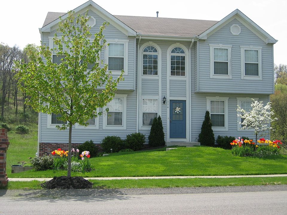 1st image of 114 Windsor Ct