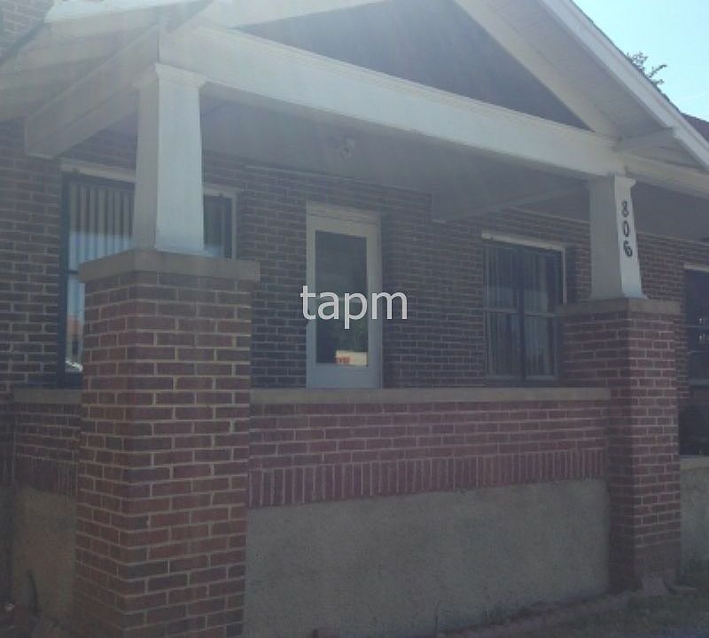 1st image of 806 14th Ave