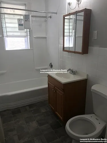 Floor plan 83-405