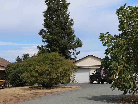5th image of 2200-2242 Redwood Ave