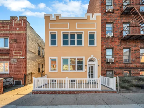 41-06 25th Avenue image 1 of 14
