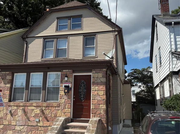205-15 111TH AVE, Saint Albans, NY 11412