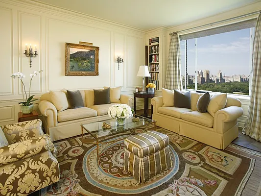 Sold by Sotheby's International Realty | media 3