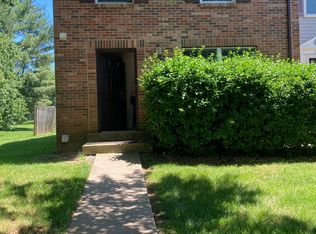 7700 Fawn Ct, Derwood, MD 20855