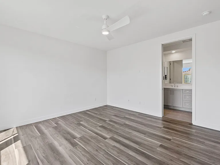 1632 Doheny Way — Photo 10