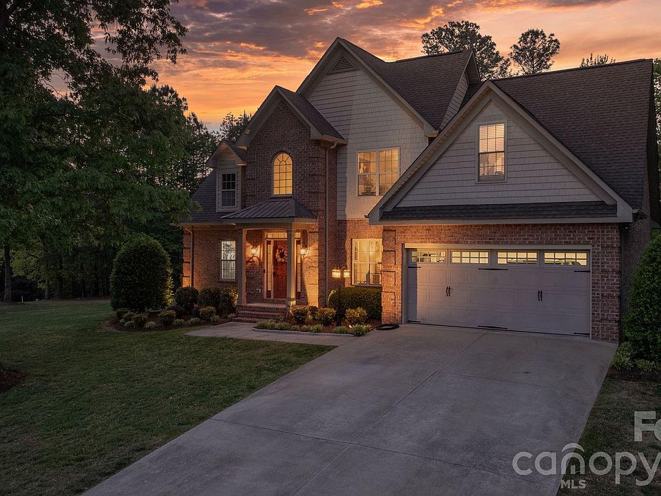 1st image of 5554 Stillwater Dr