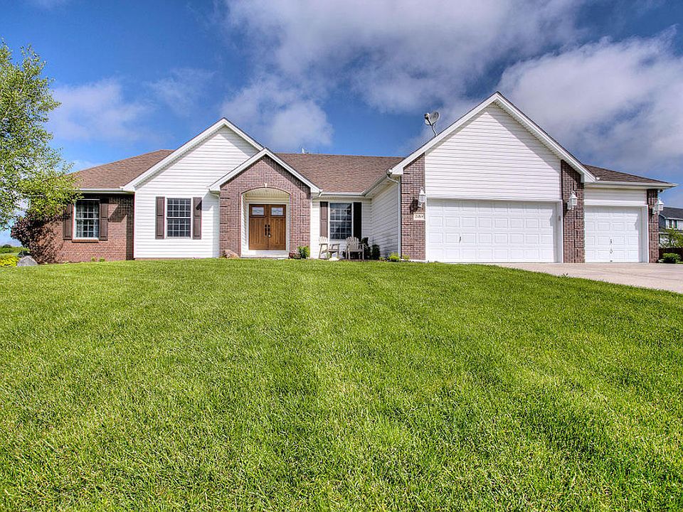 1st image of 21814 Brookside Cir