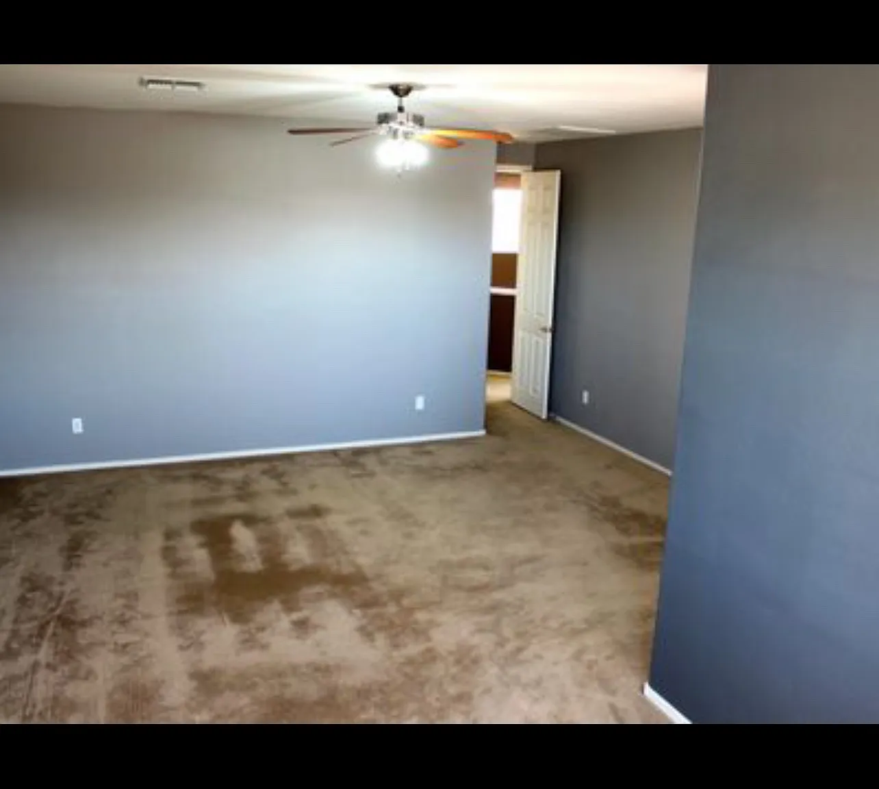 5 bed, 2672 sqft, $2,700 — Photo 2