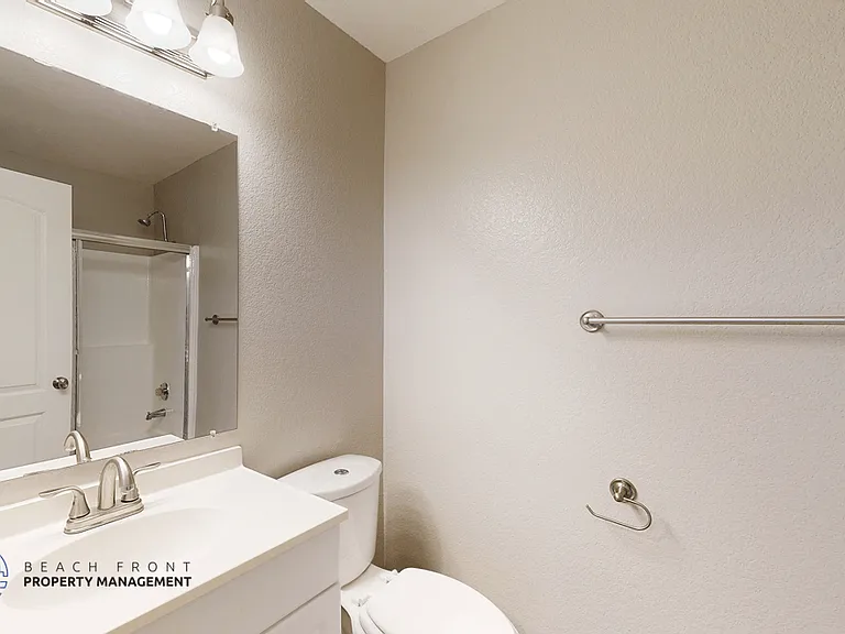 7950 Howe St. — Photo 22