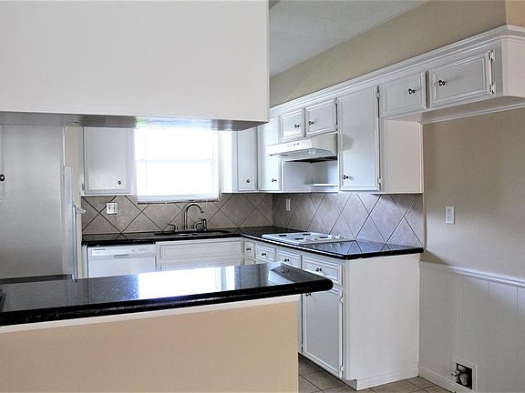 5th image of 22606 Red River Dr