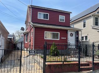 107-64 123rd St, South Richmond Hill, NY 11419