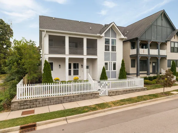 630 Croley Dr, Nashville, TN 37209