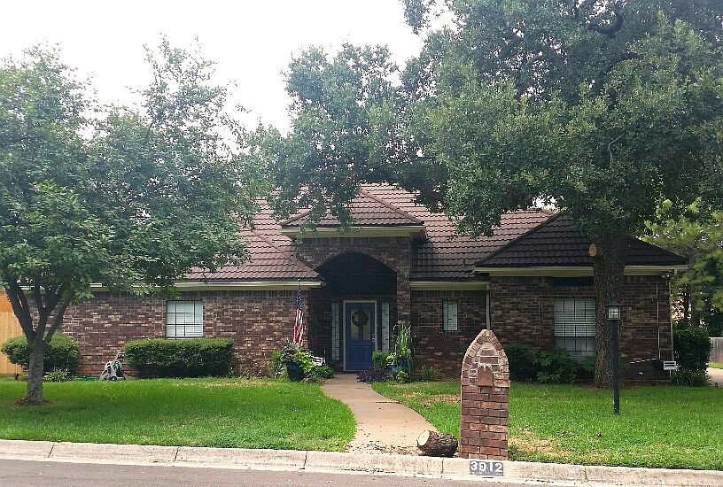 1st image of 3912 Ambleside Dr