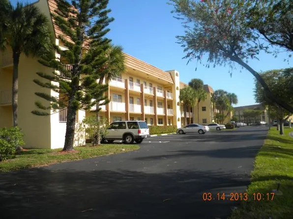 8460 Sunrise Lakes Blvd APT 305, Fort Lauderdale, FL 33322