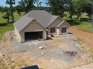 16645 W Sierra Cir, Tahlequah, OK 74464