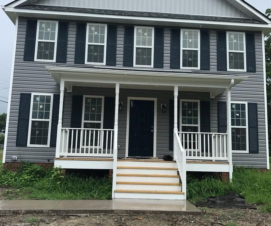 1st image of 2300 Byron St