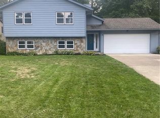 4571 Linda Dr, Vermilion, OH 44089