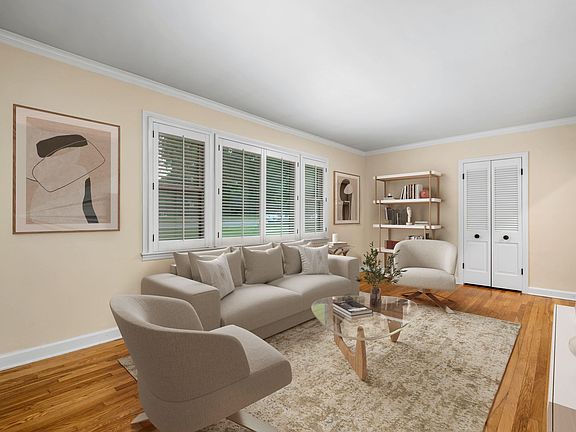 2nd image of 4898 Cole Rd